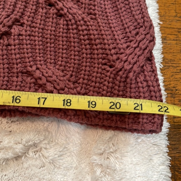 Savvi - Jessie - Women’s sweater, cable knit, burgundy, size medium. - Picture 5 of 11